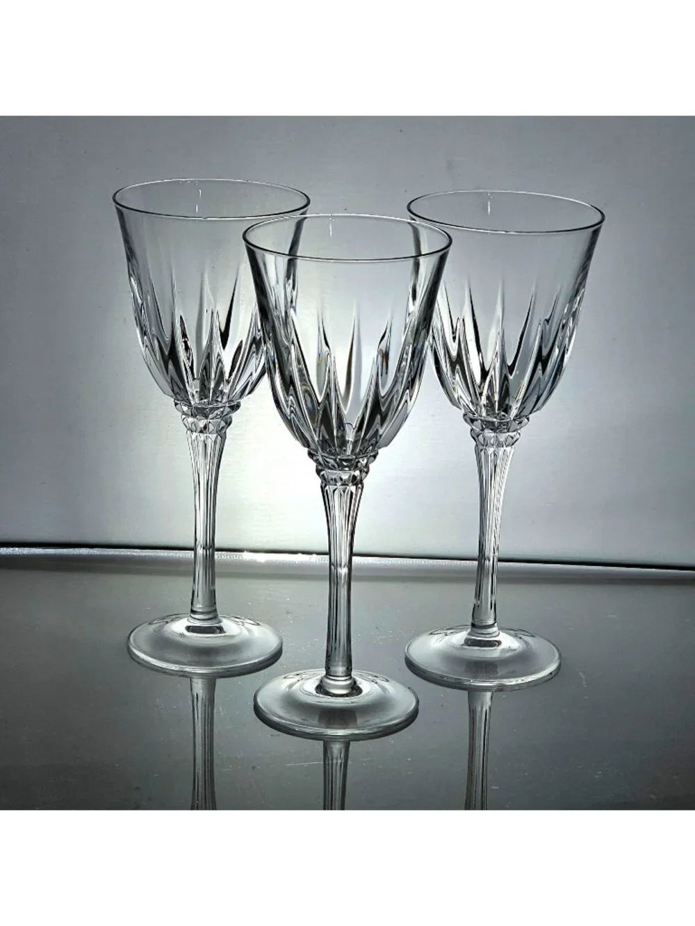 3 Cristal d'Arques Castel Wine Glasses 8